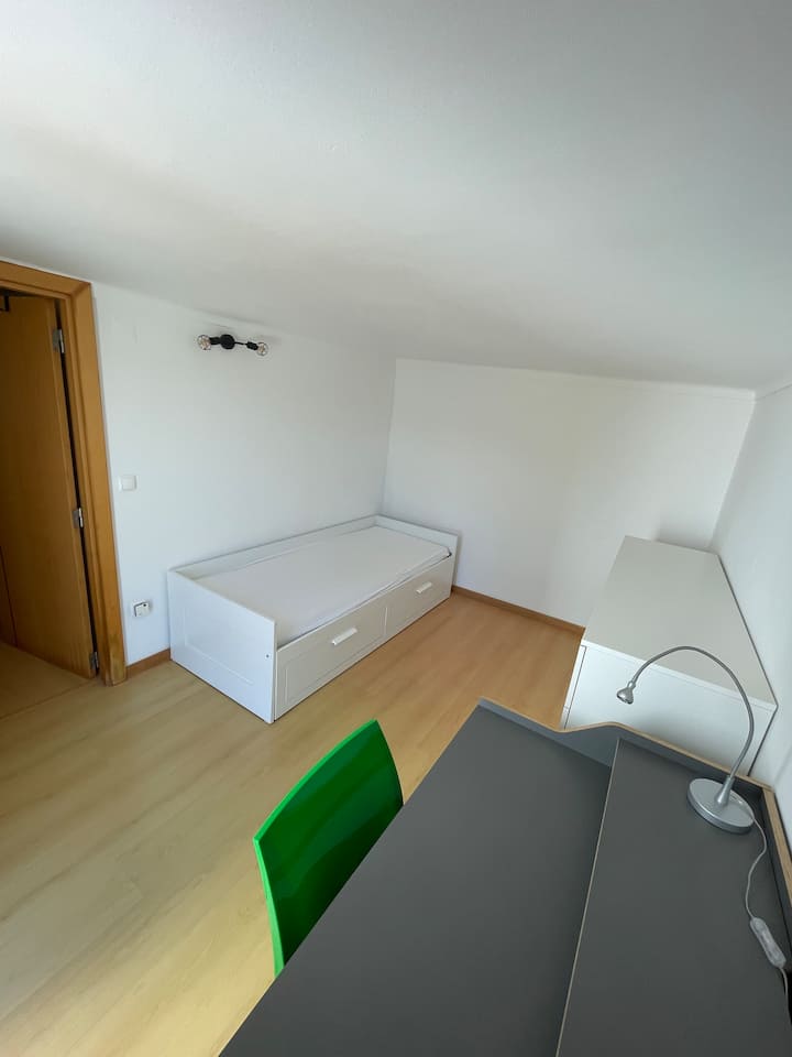 Spálne v suteréne hlavného domu