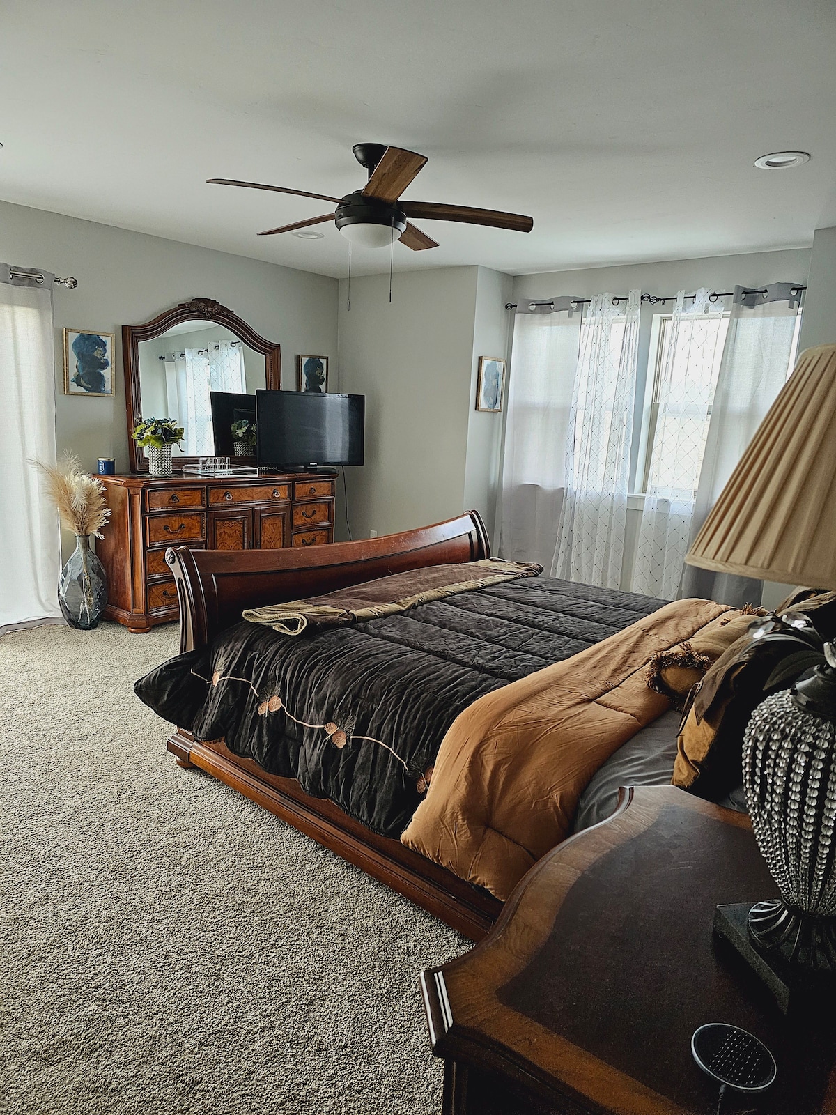 غرفة النوم 1