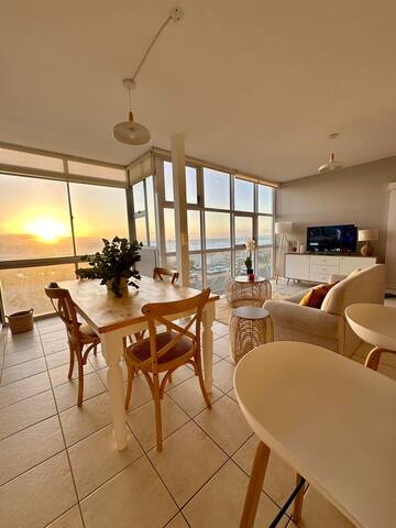 Charming beachfront Strand apartment gallery image 4