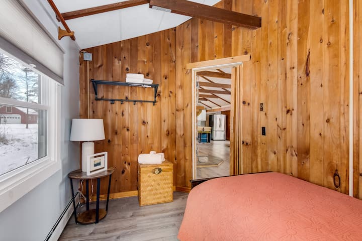 Trundle bed - two singles