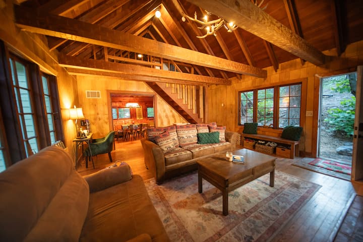 Blue Jay Vintage Cabin +Tesla Charger! - Lake Arrowhead, CA