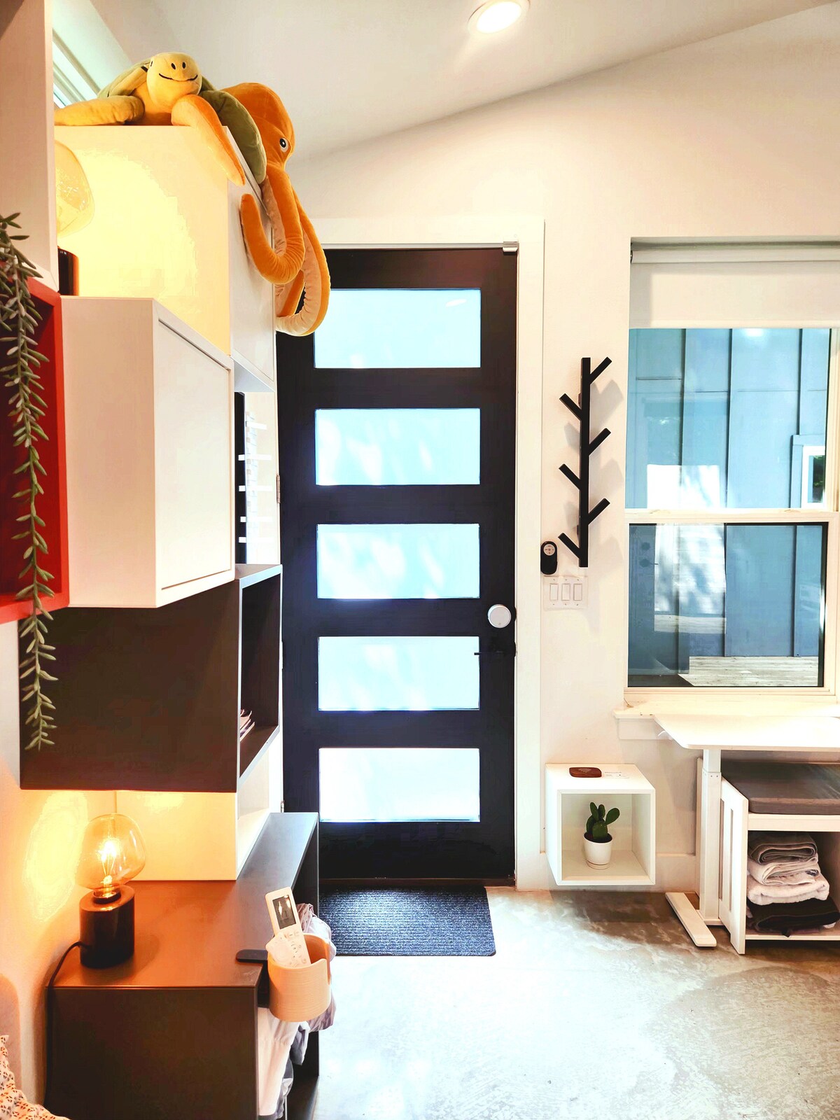 Modern Austin Tiny Home in Chill Neighborhood