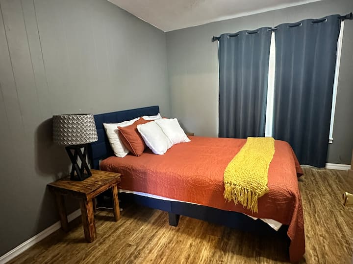 საძინებელი 2