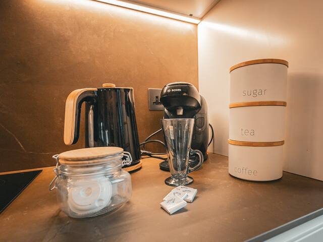 Sapphire Suite 3 Bed 3 Bath Penthouse gallery image 5