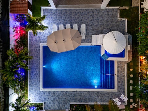 Chandito's Luxury Beach House | Costa del Sol | EN