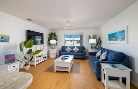 Top performing Airbnb: Private Beach in Marathons Key Colony Beach in Key Colony Beach