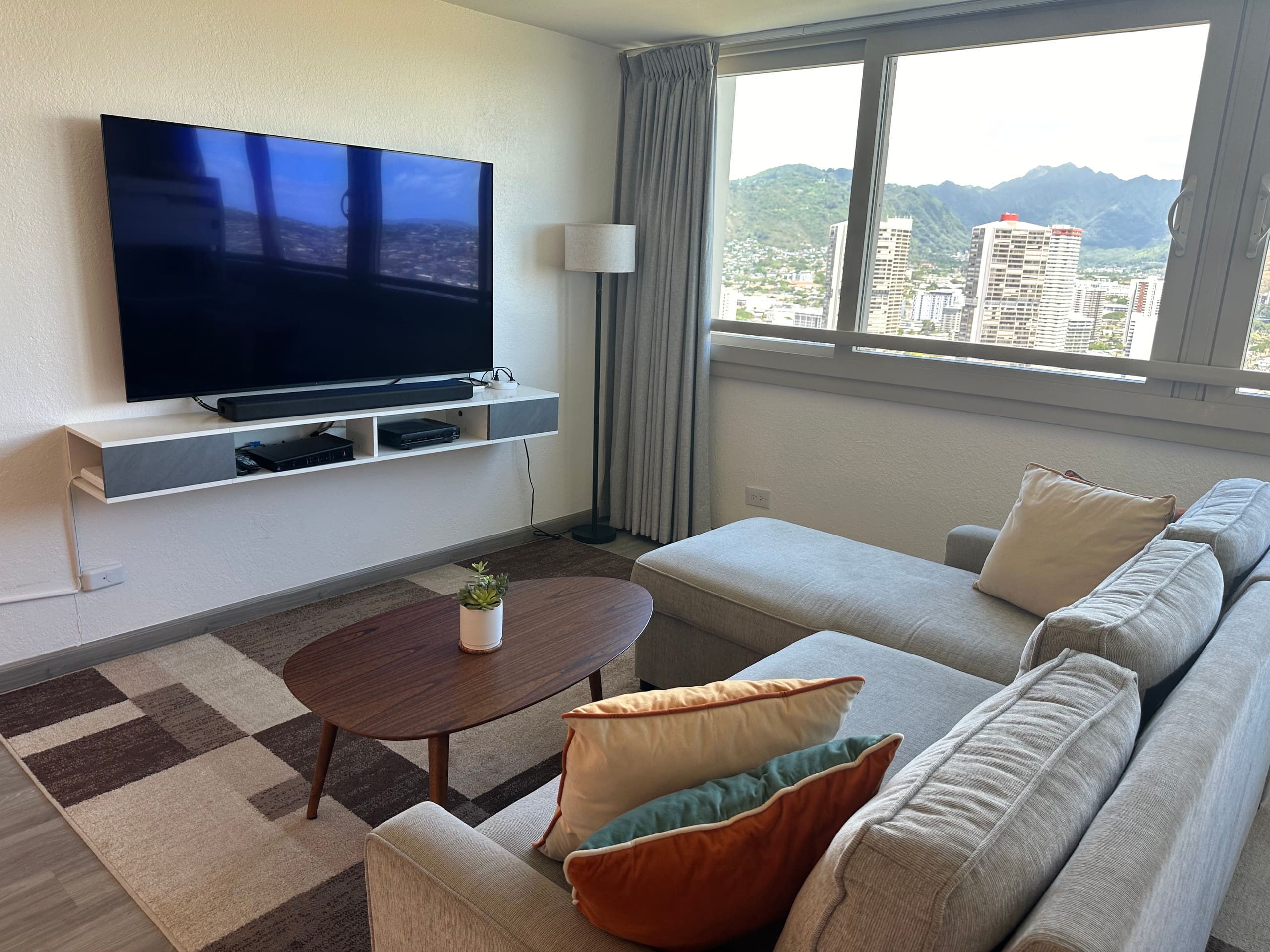 35FL-Newly Renovated Hidden Gem 1BR / Waikiki - Image 6