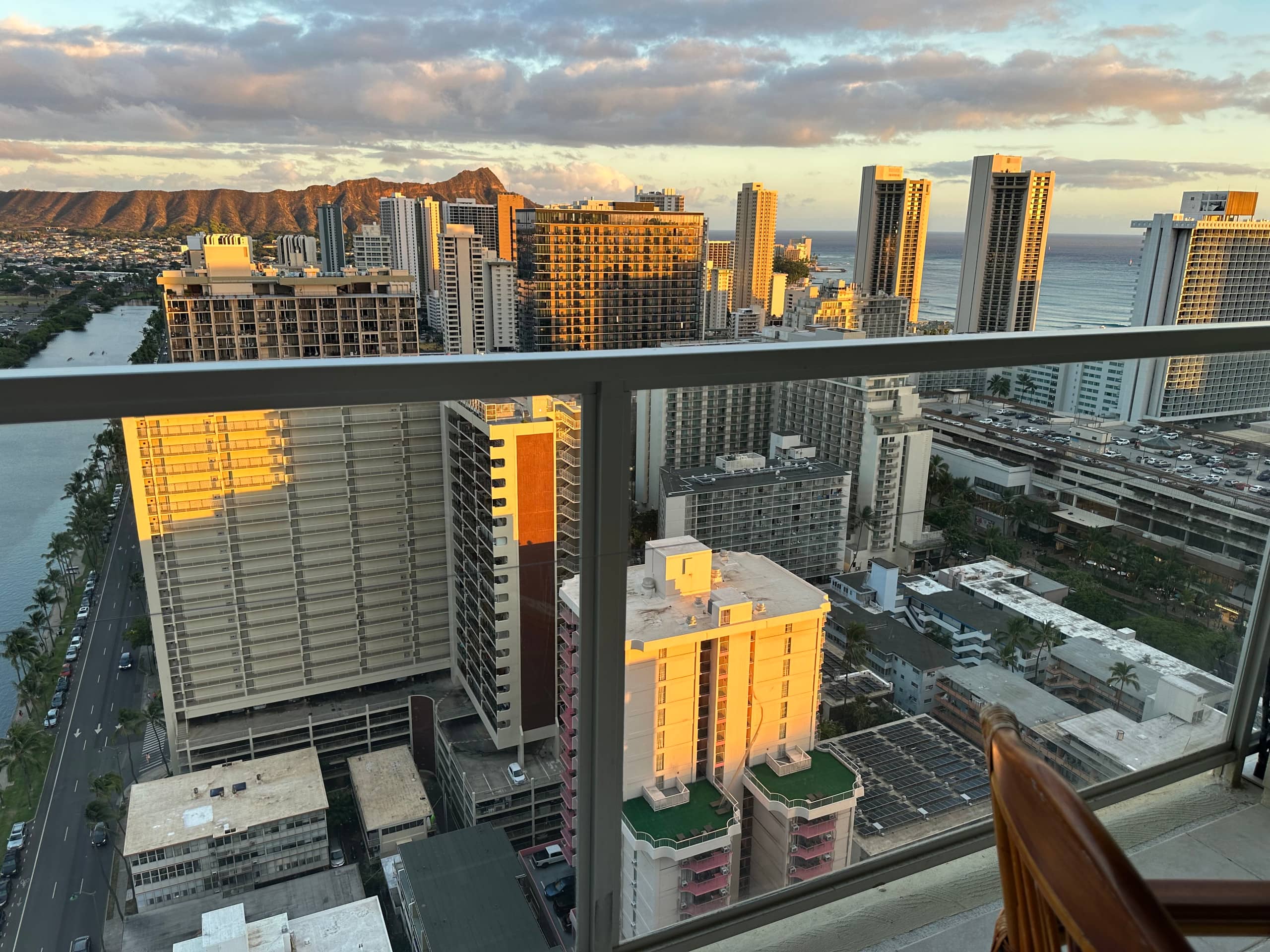 35FL-Newly Renovated Hidden Gem 1BR / Waikiki - Image 12