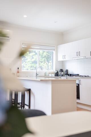 Bella Boutique – Family Friendly Yarra Valley Home gallery image 2