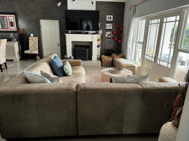 Mountain View home Hout Bay, Kronenzicht gallery image 2