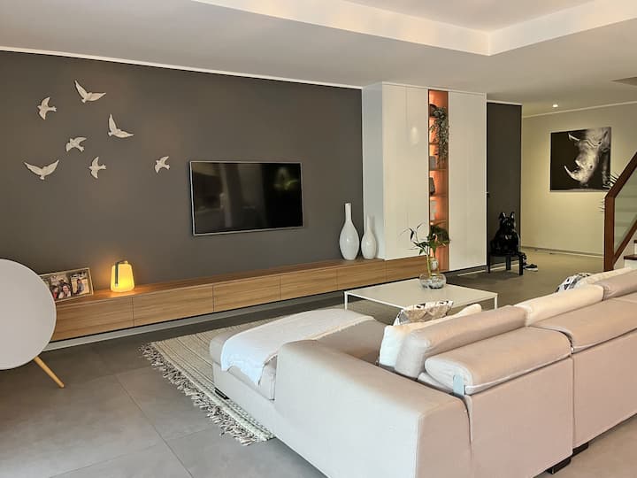 Villa De Standing Avec Piscine à Nouméa - Nouméa