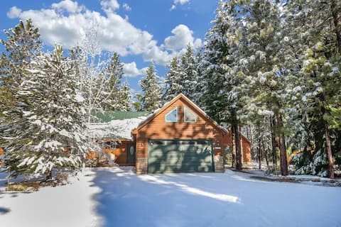 Kodiak Valley+Sauna+Hot Tub+Detached Game Room!