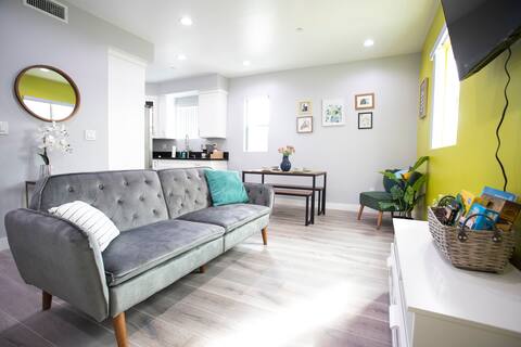 Amazing K-Town 3Bed/2Bath near DTLA/USC/BMO/SoFi