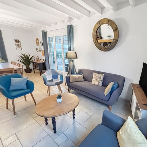 Quiet House with Fireplace, Ideal for Families