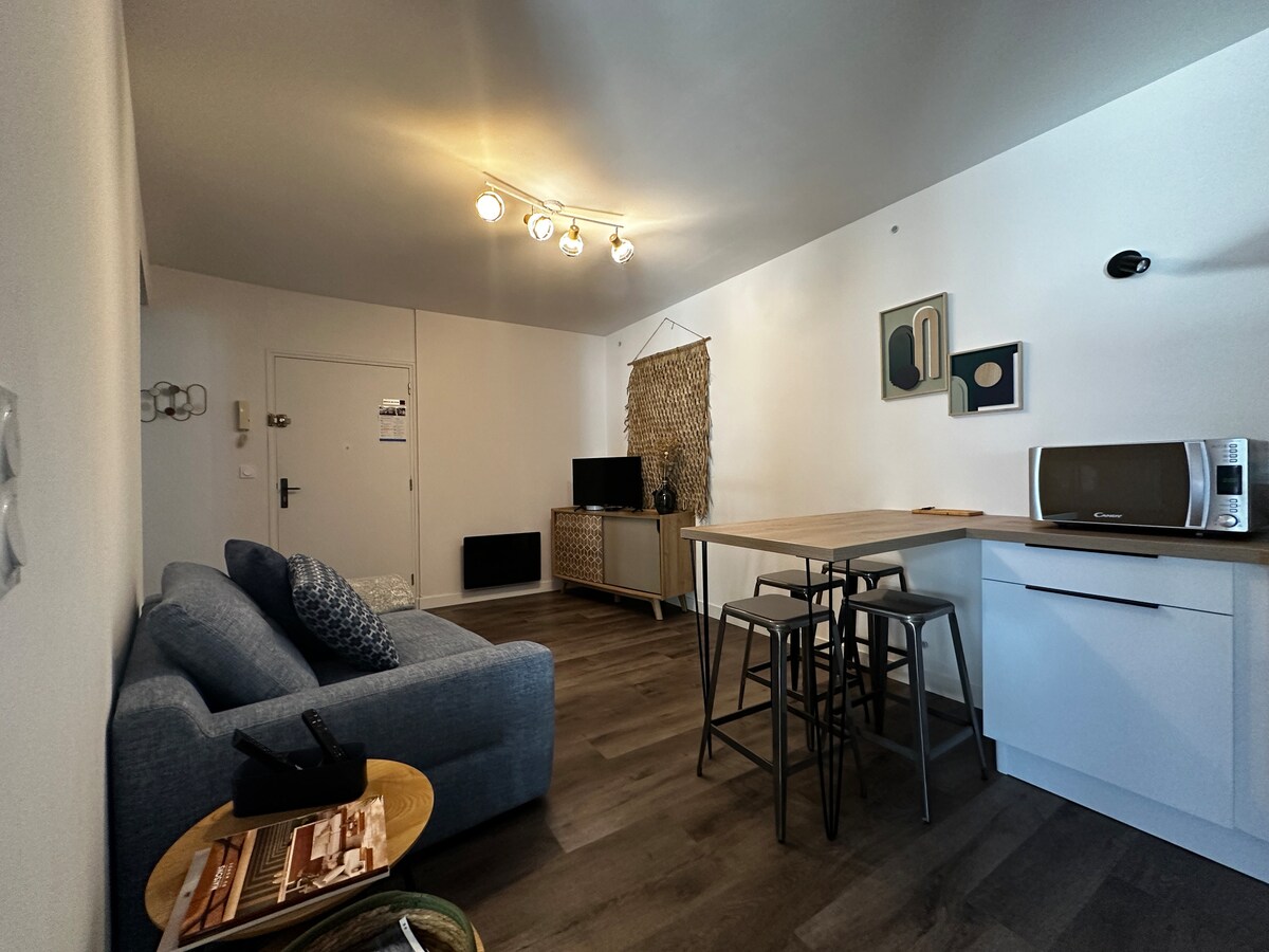 Airbnb performant: Entire home with garden on the ground floor, 2 minutes from the center à Villeneuve Sur Lot