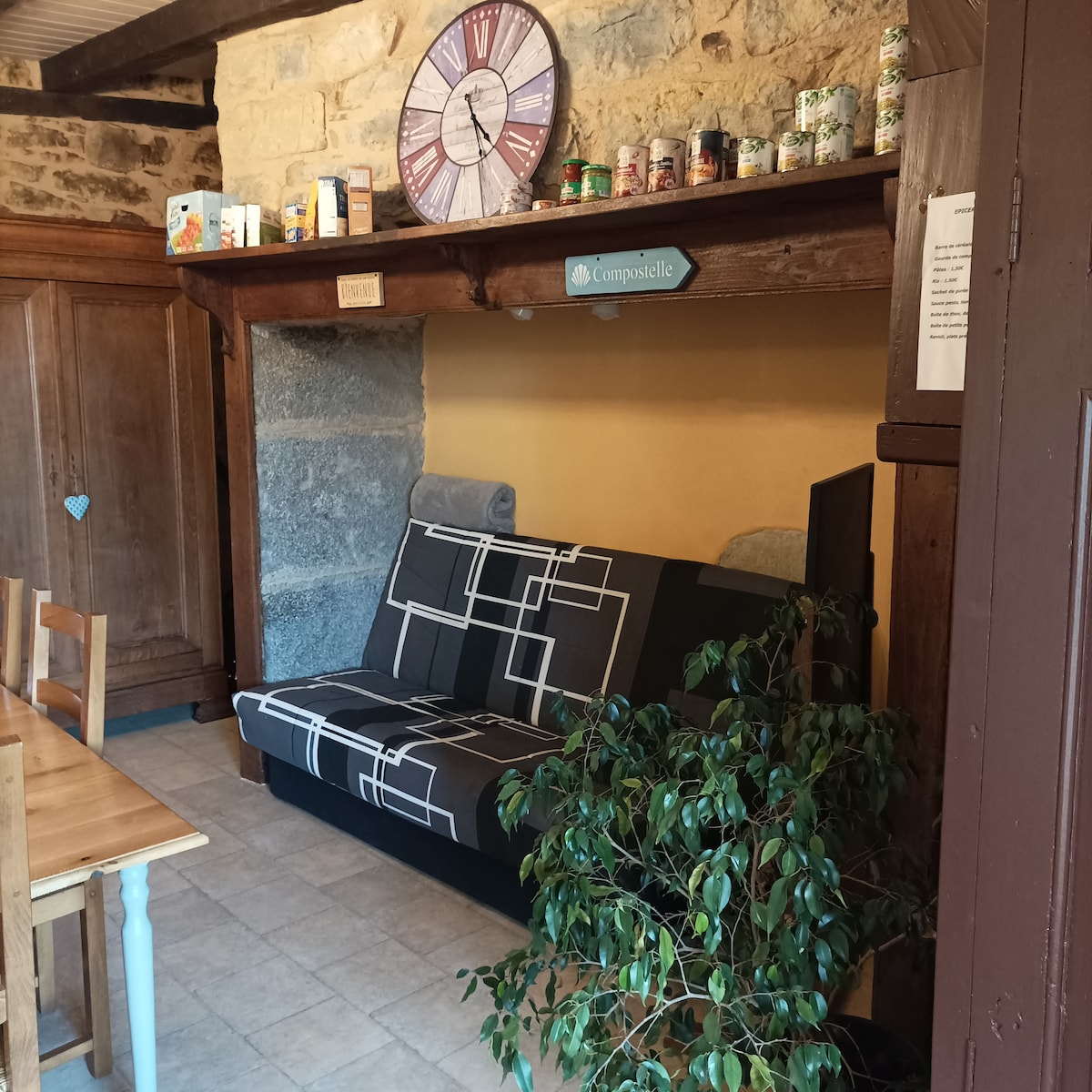 Top Airbnb: Country cottage in Lot