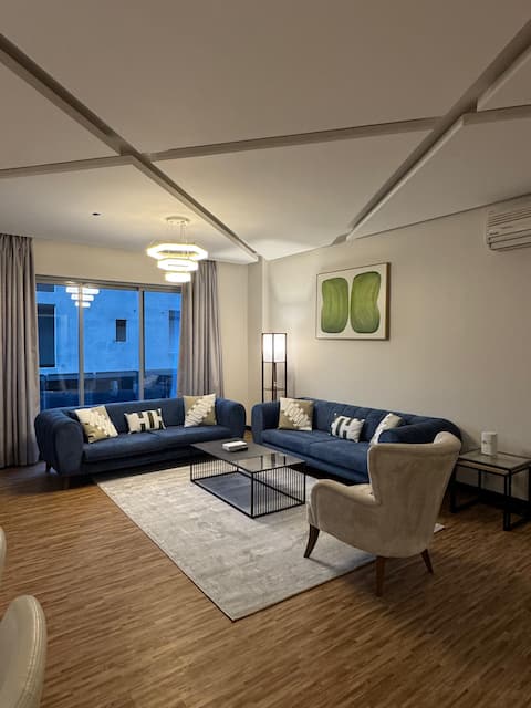 Quite Apartment In Janabiyah