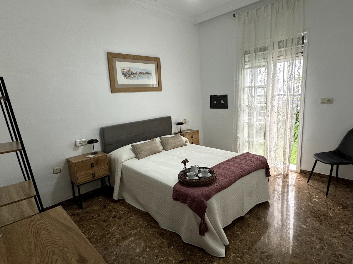 Dhomë gjumi. Krevat 135 cm. 