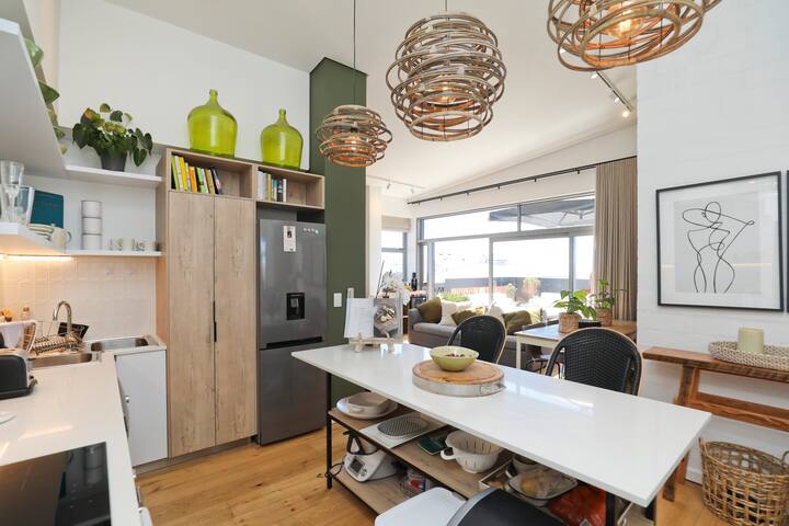 Apartment in Sea Point gallery image 5