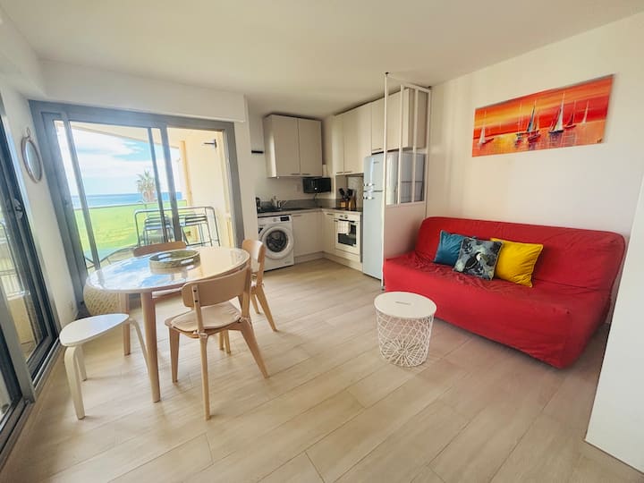 Appt. 2* 2/4 Pers. Vue Plage/mer , Parking Et Clim - Canet-en-Roussillon
