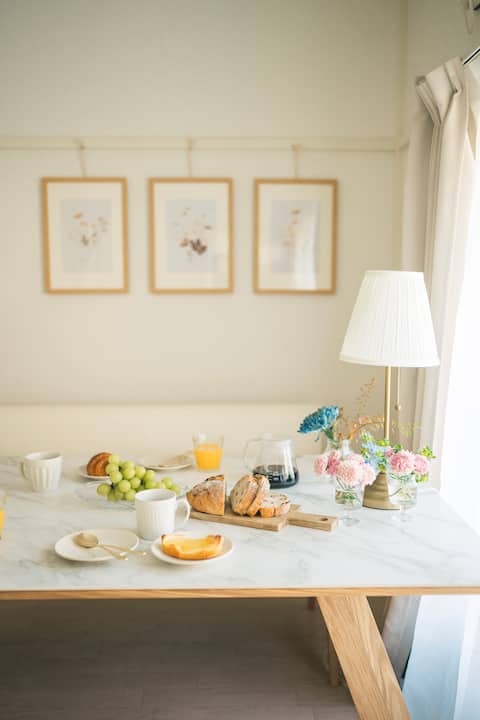 Yokohama/ 8ppl / Private house 64㎡2LDK/5beds/train