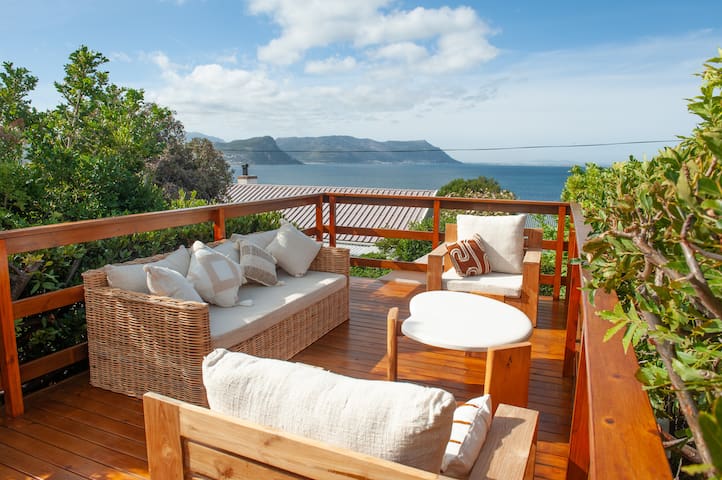 Villa Seaforth – Luxury by the sea