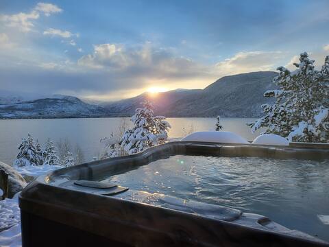 Mountain Modern Lakefront - Hot Tub & Lake Access