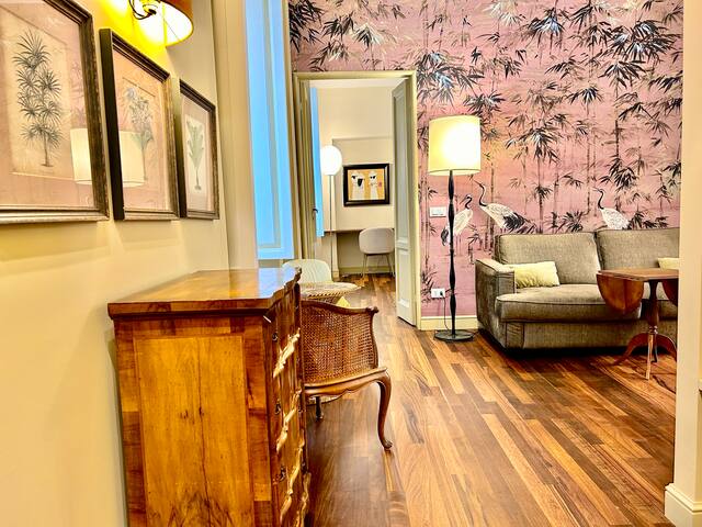 Historic Center Via Monti Cadorna Luxury & silence gallery image 5