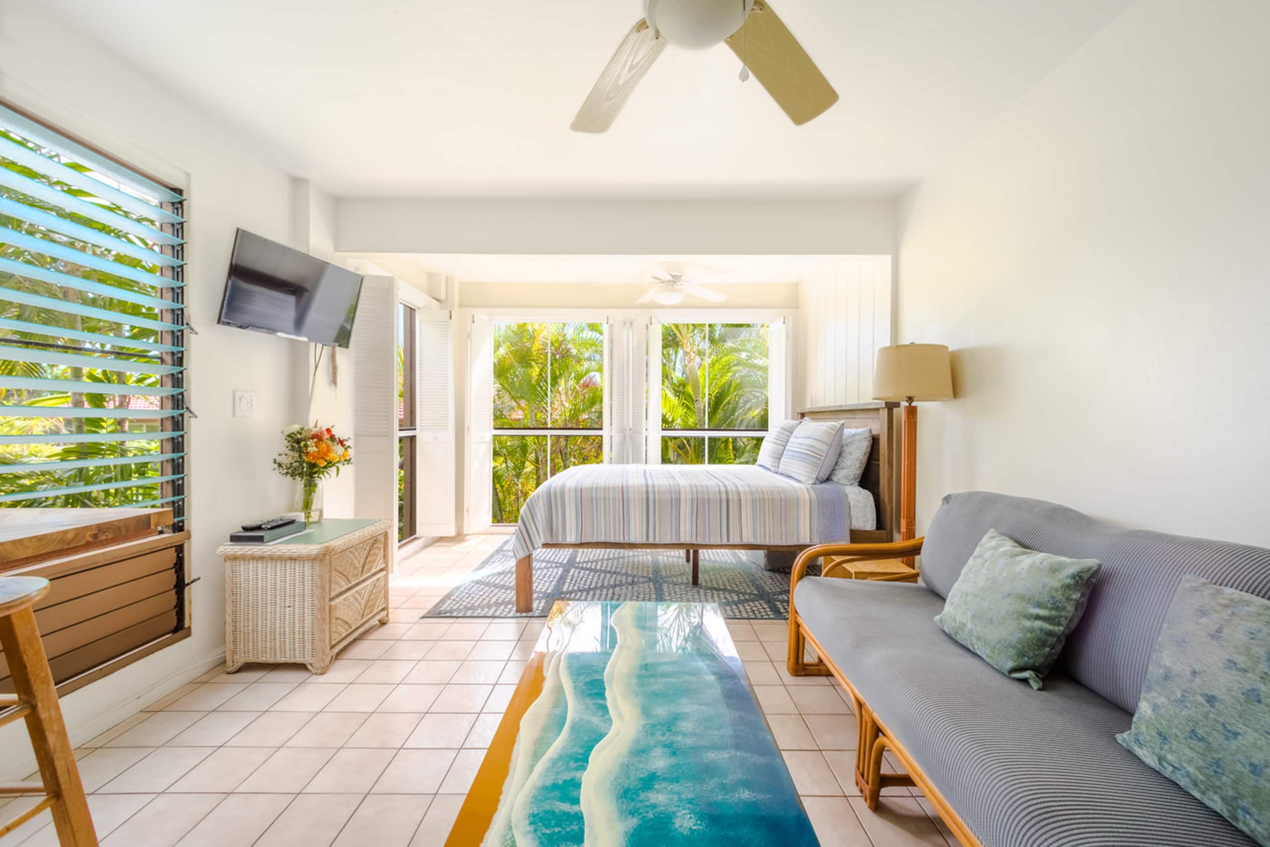 Condo in Kailua-Kona · ★4.81 · 1 bedroom · 1 bed · 1 bath - Image 2