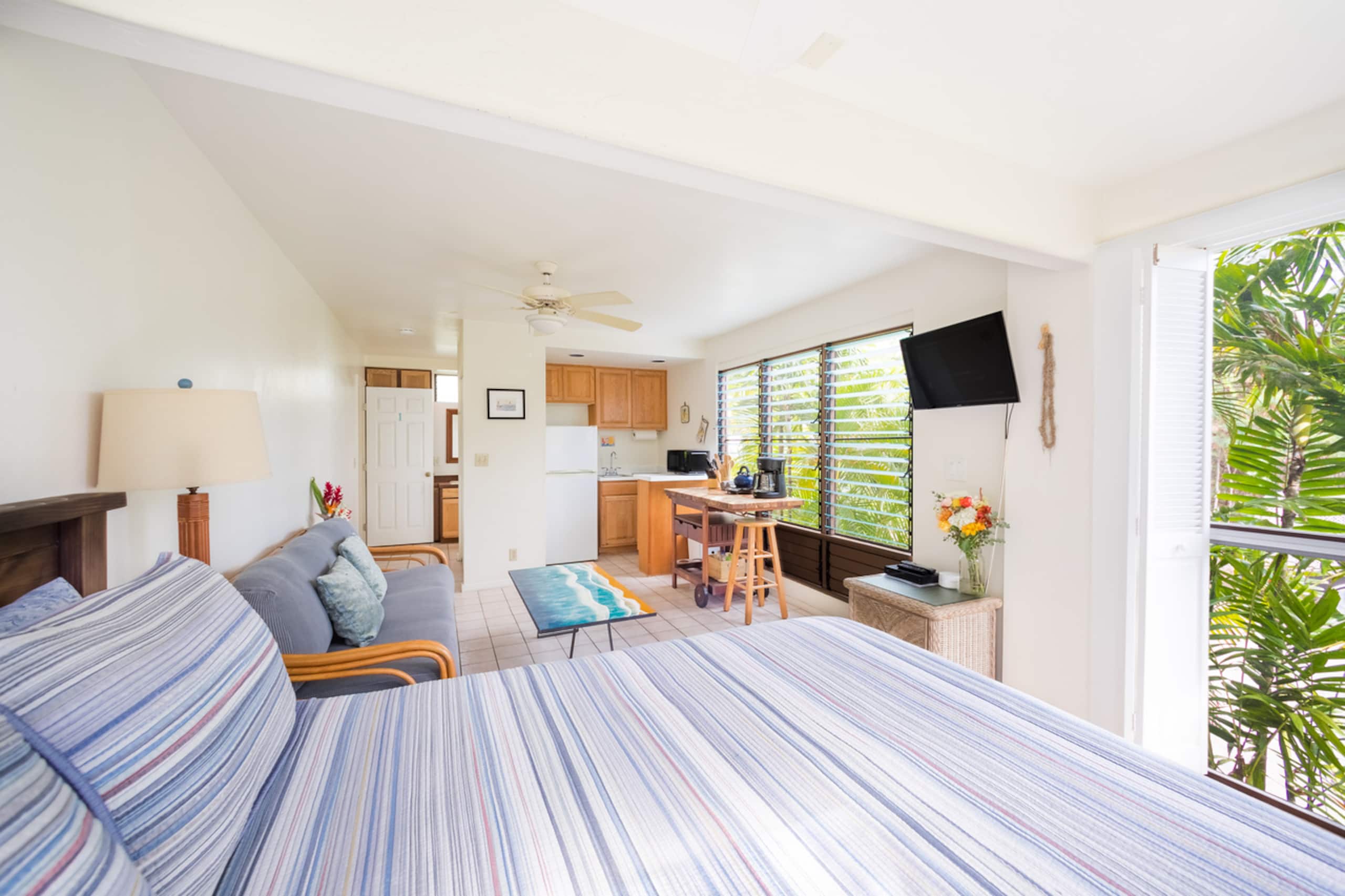 Condo in Kailua-Kona · ★4.81 · 1 bedroom · 1 bed · 1 bath - Image 3