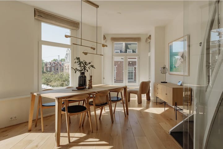 Luxury 3 Story home + Rooftop next to Vondelpark