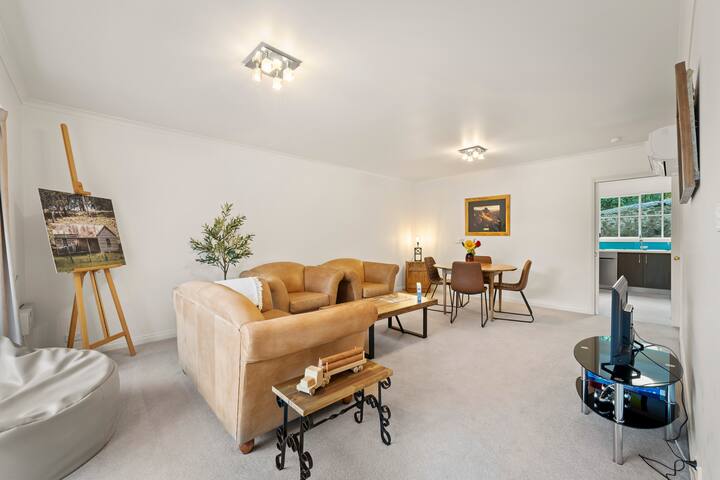 Hobart City Townhouse gallery image 2