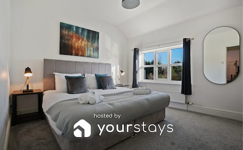 Book Your Peaceful Escape from Everyday Hustle!