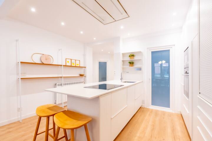 new property luxury gros beach gallery image 4