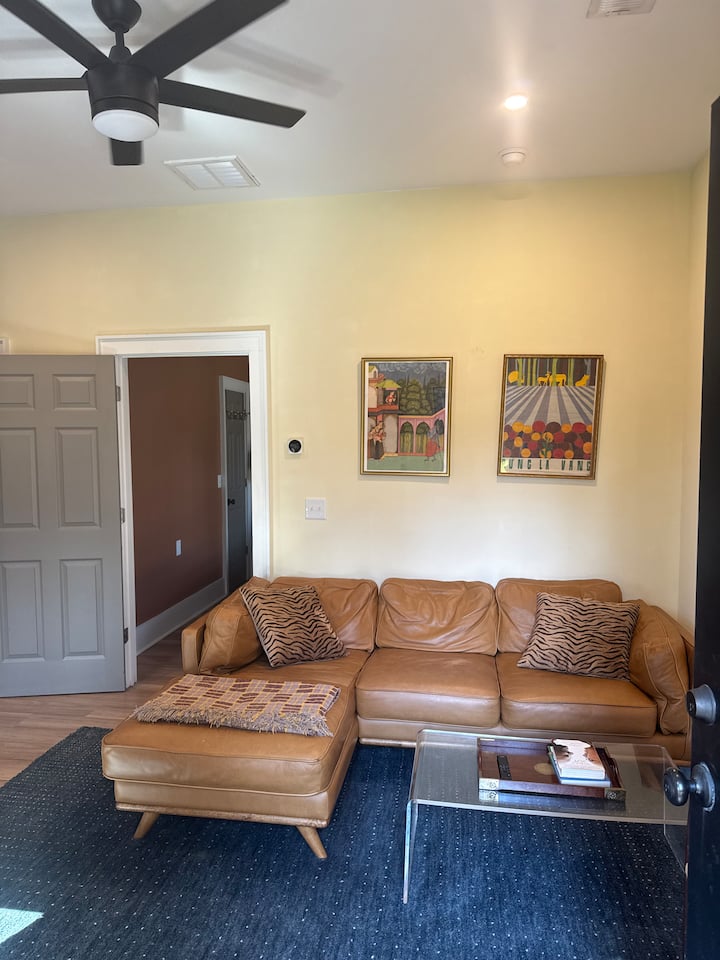Garden Cottage Guest House - Charleston