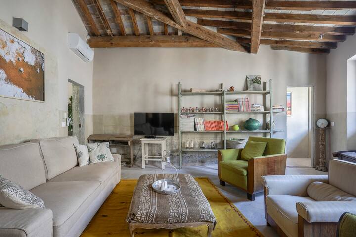 Green Rooftop Terrace Florence Historical Center gallery image 5