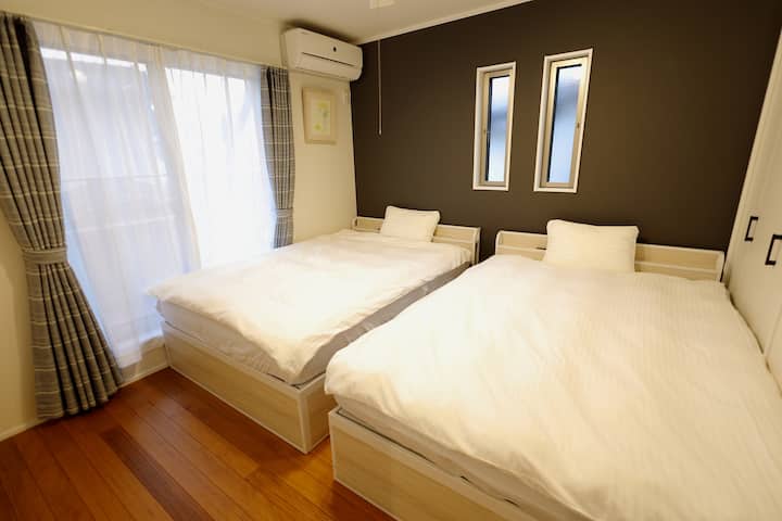 Schlafzimmer 4