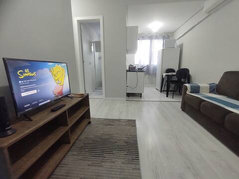 AP 2Q Ample, Air-conditioned, WiFi and Garage