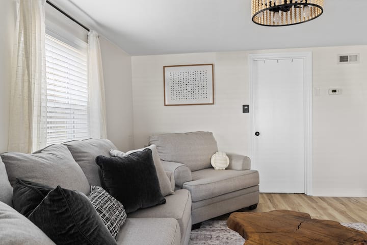 Sandusky Suites- Lower Apt- 8min To Lu/4min To Ul - 린치버그