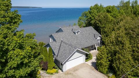 Waterfront Georgian Bay Oasis