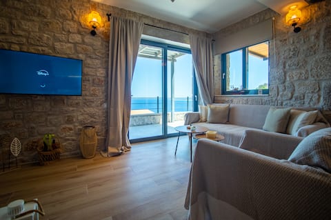 Top performing Airbnb: Kaminia Blue - Azure Breeze in Περιφερειακή Ενότητα Λευκάδας