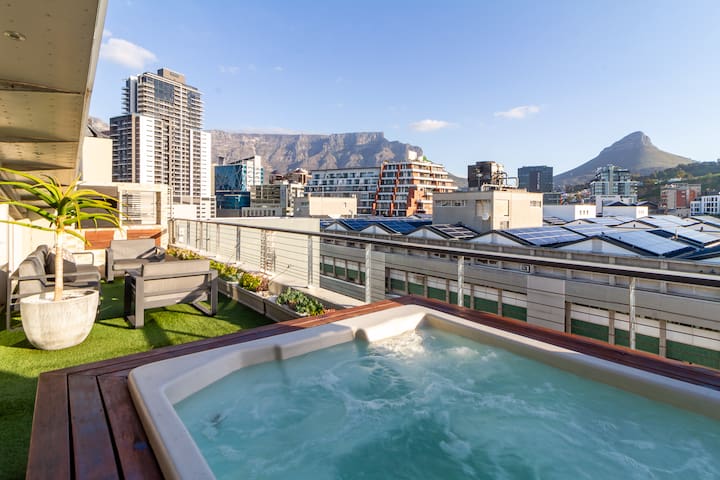Exquisite Penthouse |De Waterkant| Jacuzzi+Rooftop