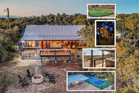 16-acre Hilltop Hideaway•Pickleball Court•Hot Tub•
