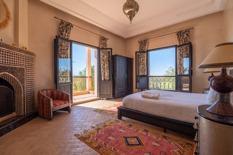 One of a Kind Villa - Private Pool, WiFi, Hammam