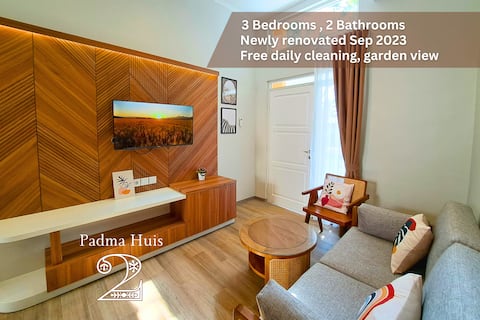 @PadmaHuis 2 | 3BR 2Baths  Graha Padma