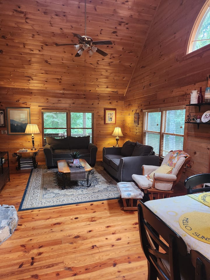 Log Cabin - Secluded 5 Acres - 5 Min To Downtown - Murphy, NC