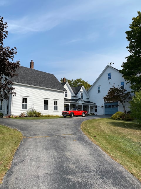 Midcoast Maine Homestead for Peaceful Getaways