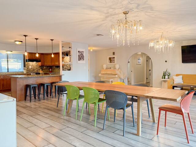 The Huntridge Art House gallery image 3