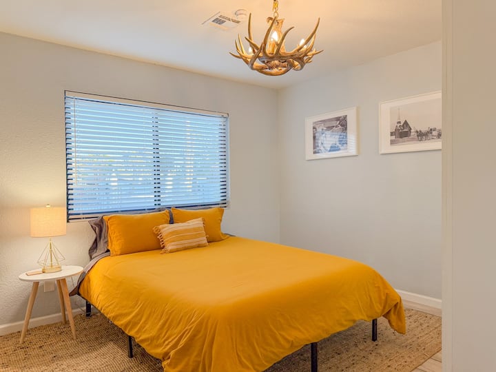 საძინებელი 4