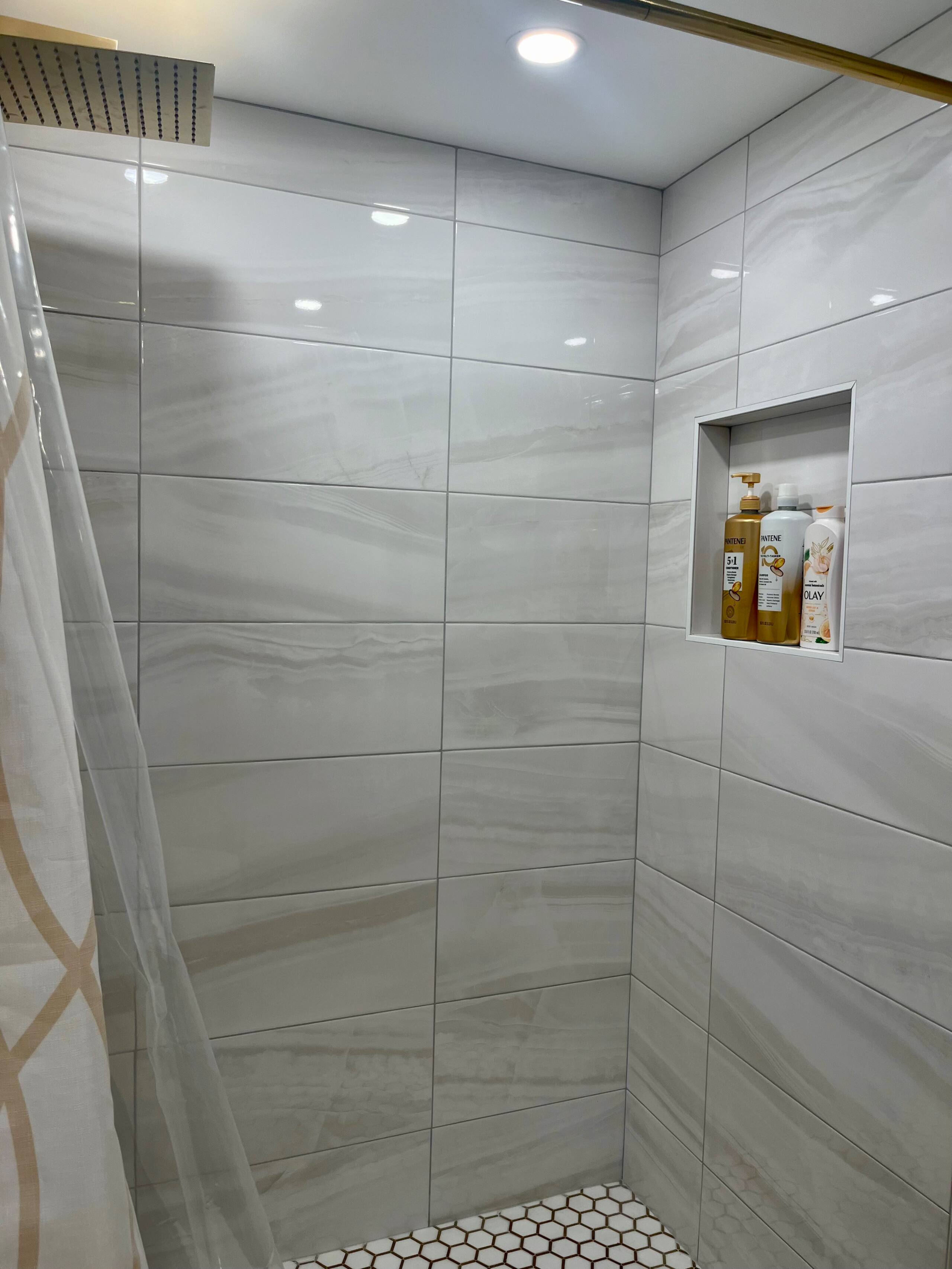 20*High Floor Waikiki Ocean View Condo w/Balcony - Image 46